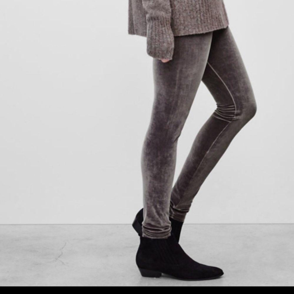 Wilfred Free “Daria” velvet leggings Aritzia Gray